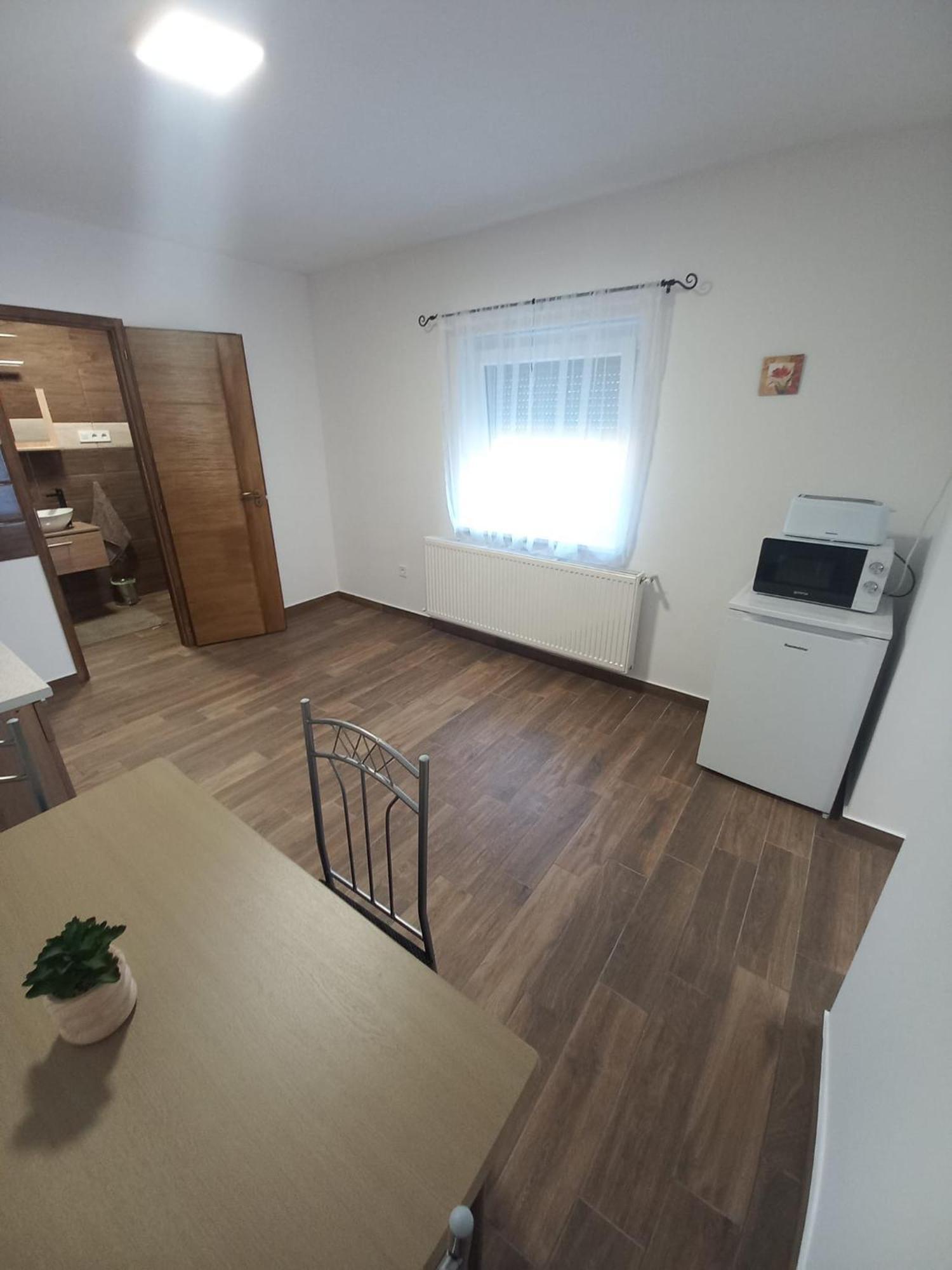 Oazis Apartman Sarospatak Exterior photo